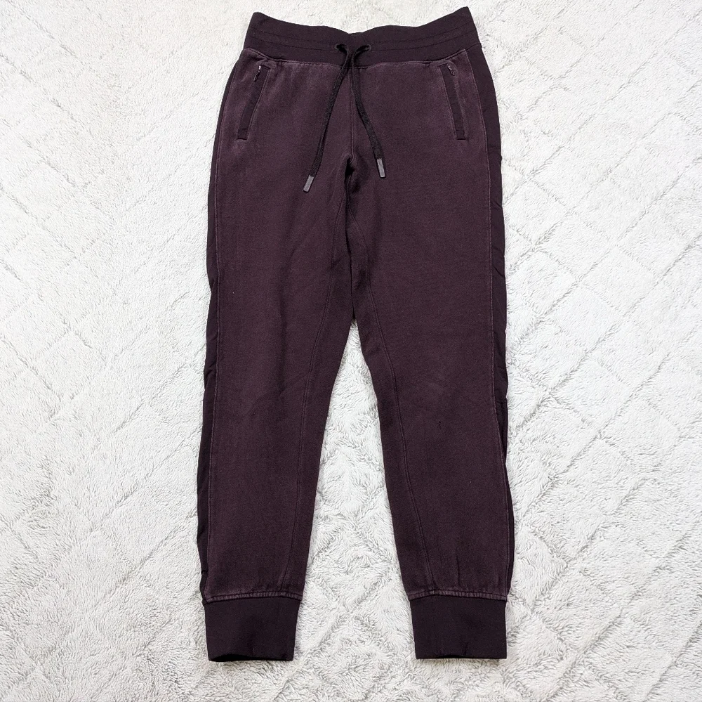 Lululemon Joggers Women's 6 Purple Cherry Get Going Light Cotton Terry 28”